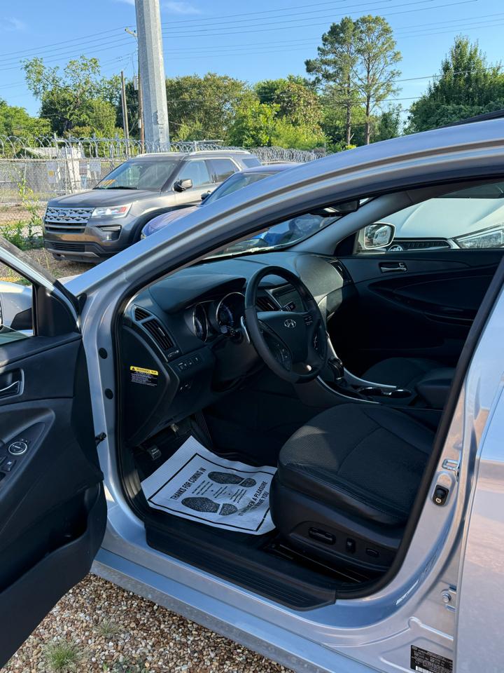 Hyundai Sonata Limited Auto 2012
