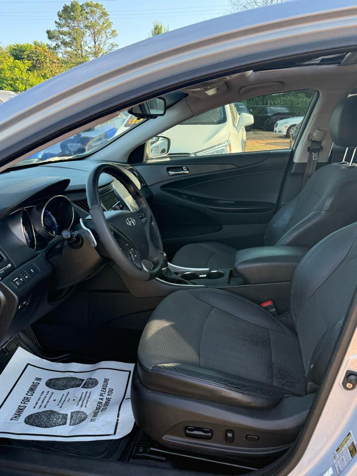Hyundai Sonata Limited Auto 2012