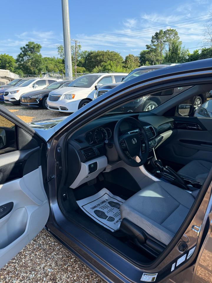 Honda Accord LX Sedan CVT 2017