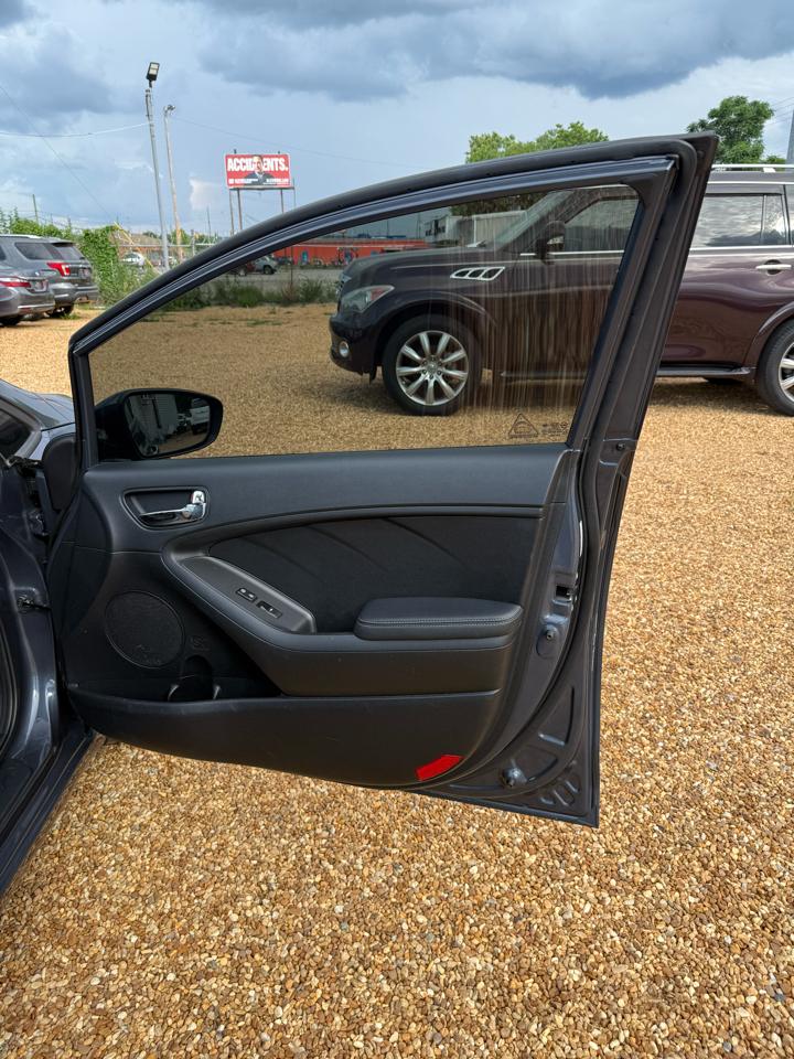 Kia Forte LX w/Popular Package 2016