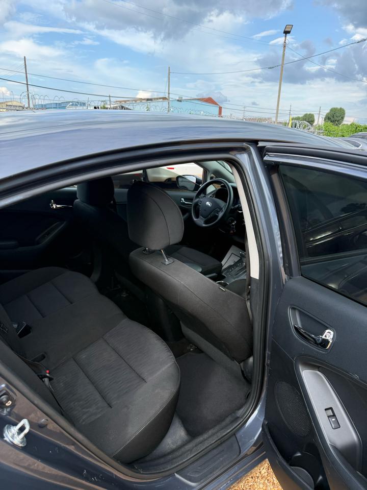 Kia Forte LX w/Popular Package 2016