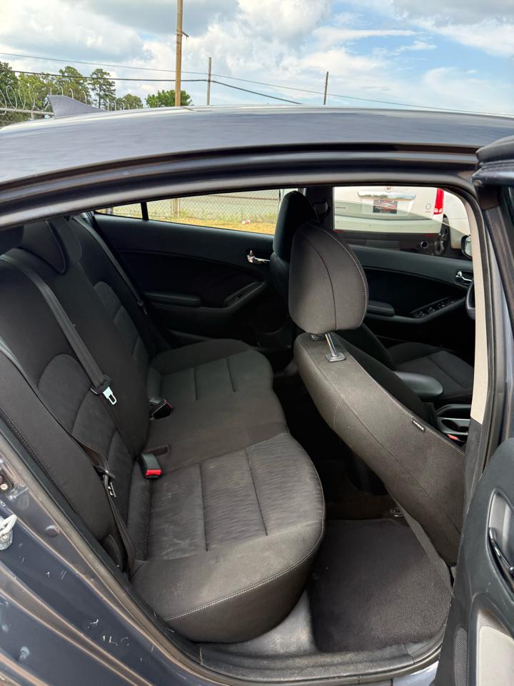 Kia Forte LX w/Popular Package 2016