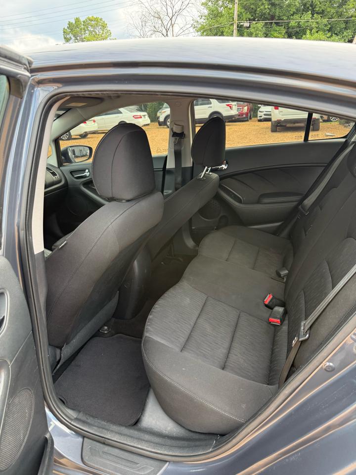 Kia Forte LX w/Popular Package 2016