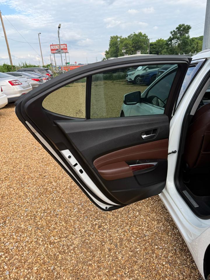 Acura TLX 9-Spd AT 2016