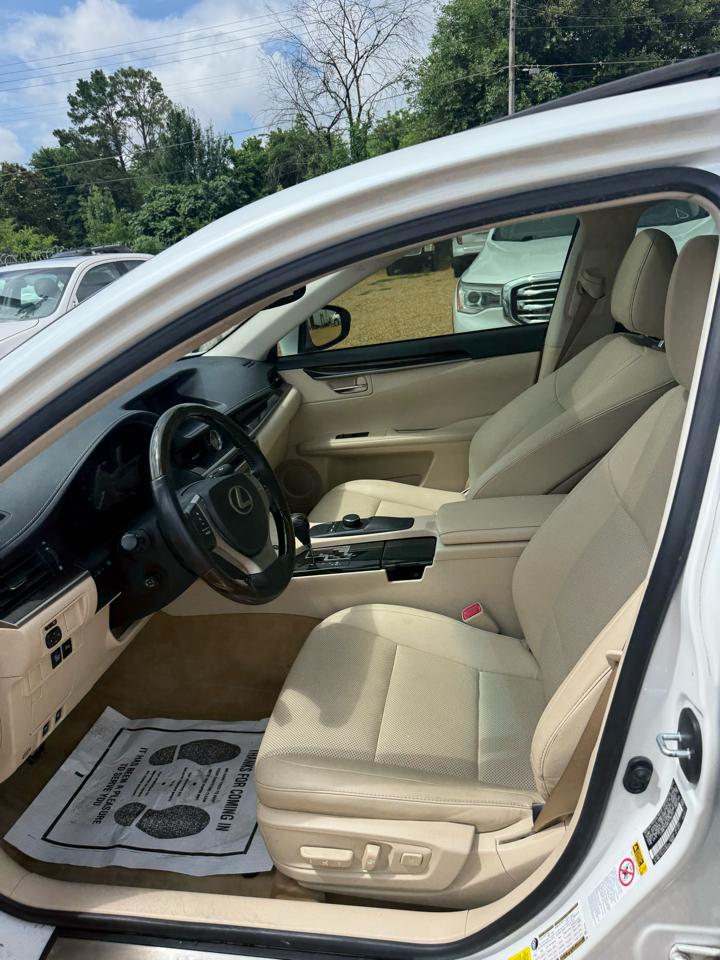Lexus ES 350 Sedan 2014