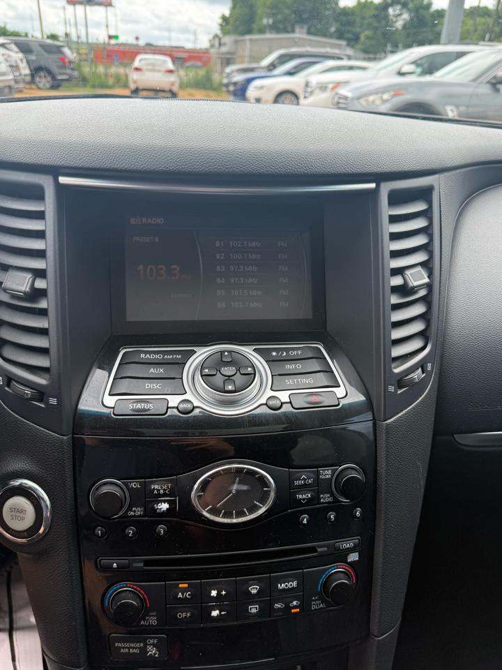 Infiniti FX FX35 2WD 2009