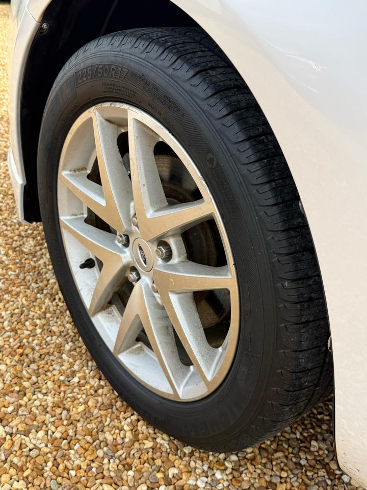 Ford Fusion I4 SEL 2011