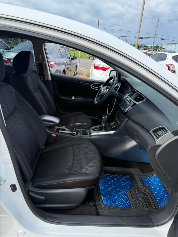 Nissan Sentra S 2017