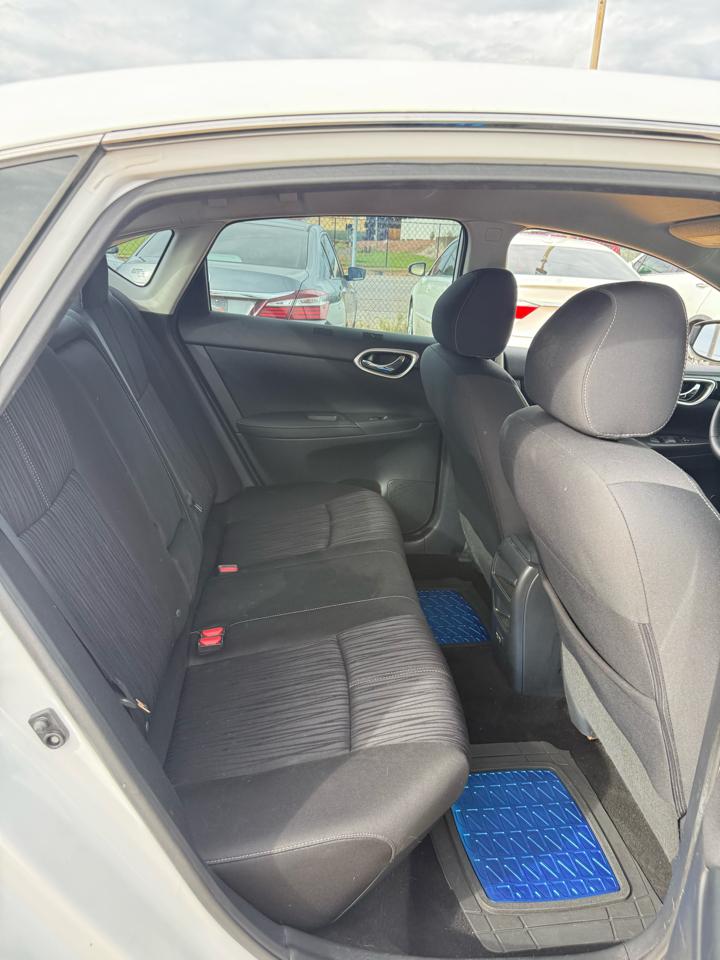 Nissan Sentra S 2017