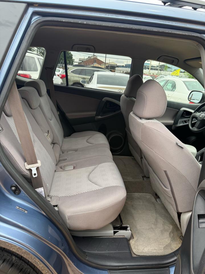 Toyota RAV4 Base I4 4WD 2008