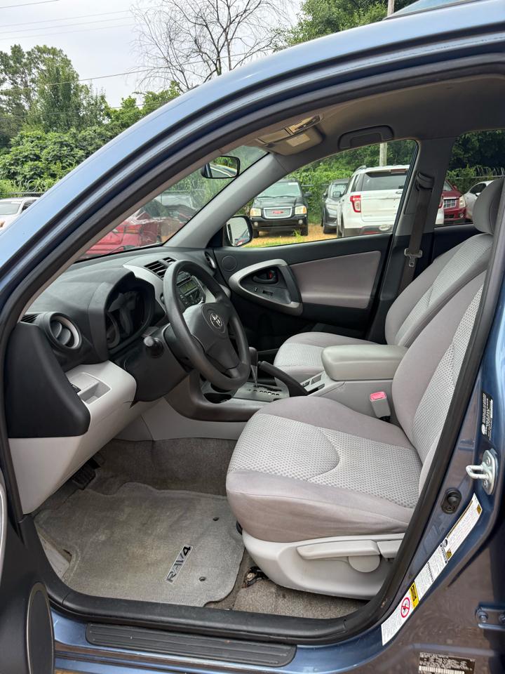 Toyota RAV4 Base I4 4WD 2008