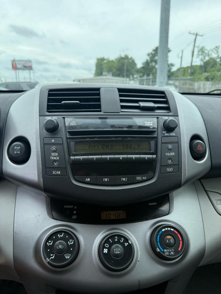 Toyota RAV4 Base I4 4WD 2008