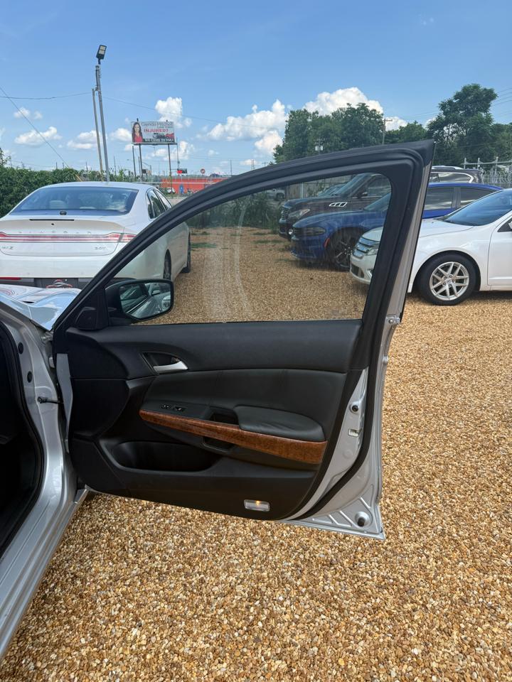Honda Accord EX-L V6 Sedan AT 2012