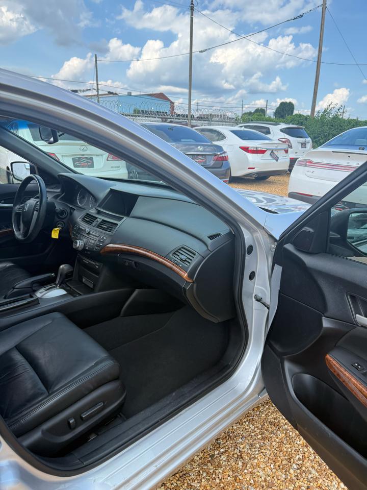 Honda Accord EX-L V6 Sedan AT 2012