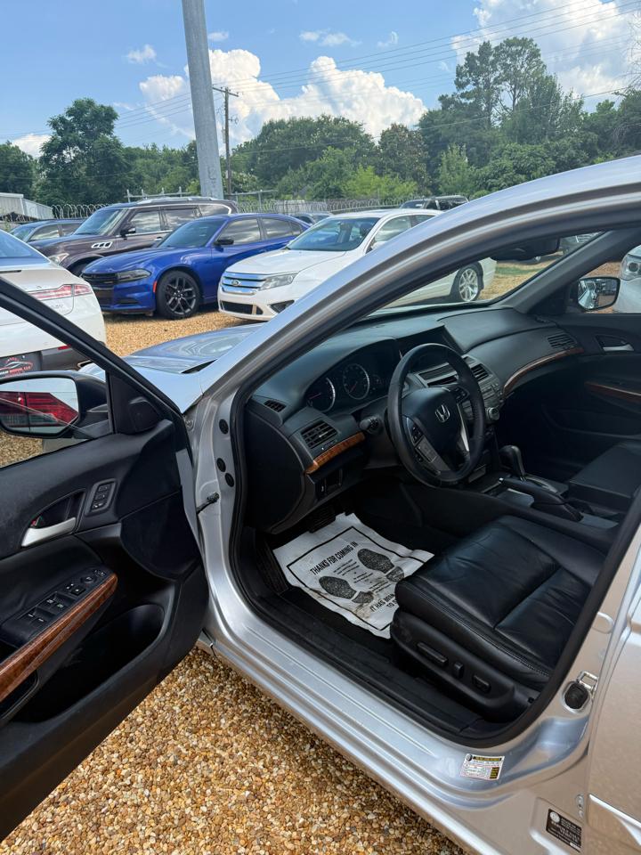 Honda Accord EX-L V6 Sedan AT 2012