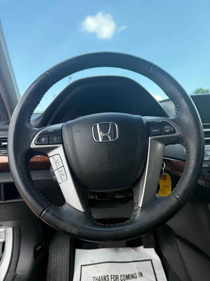 Honda Accord EX-L V6 Sedan AT 2012