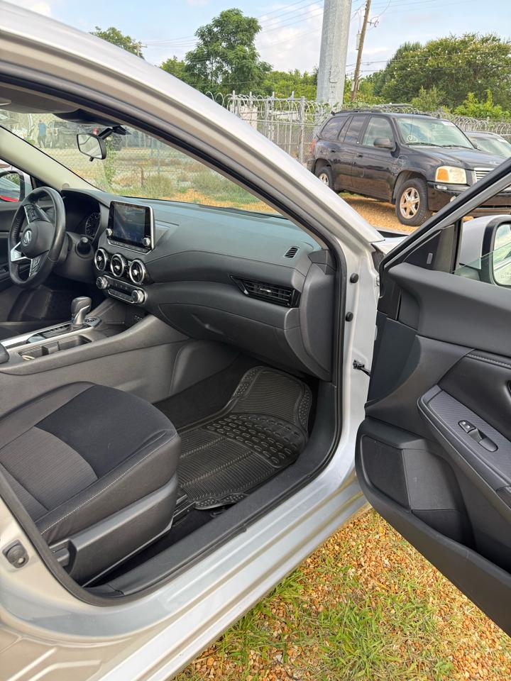 Nissan Sentra SV 2022