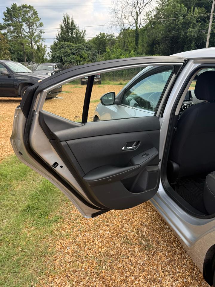 Nissan Sentra SV 2022