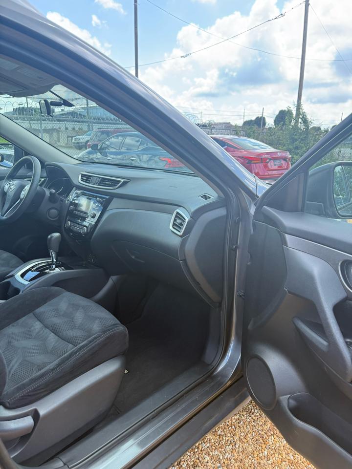 Nissan Rogue S 2WD 2014