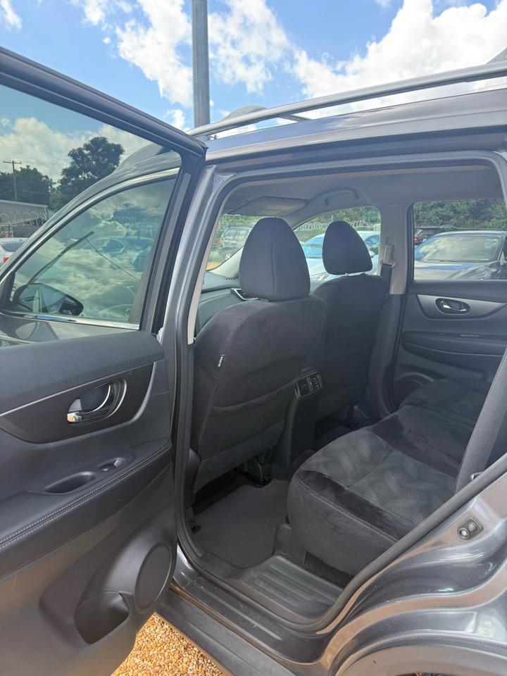 Nissan Rogue S 2WD 2014