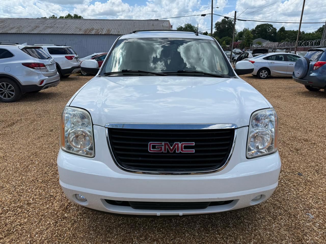 GMC Yukon SLE-1 2WD 2007