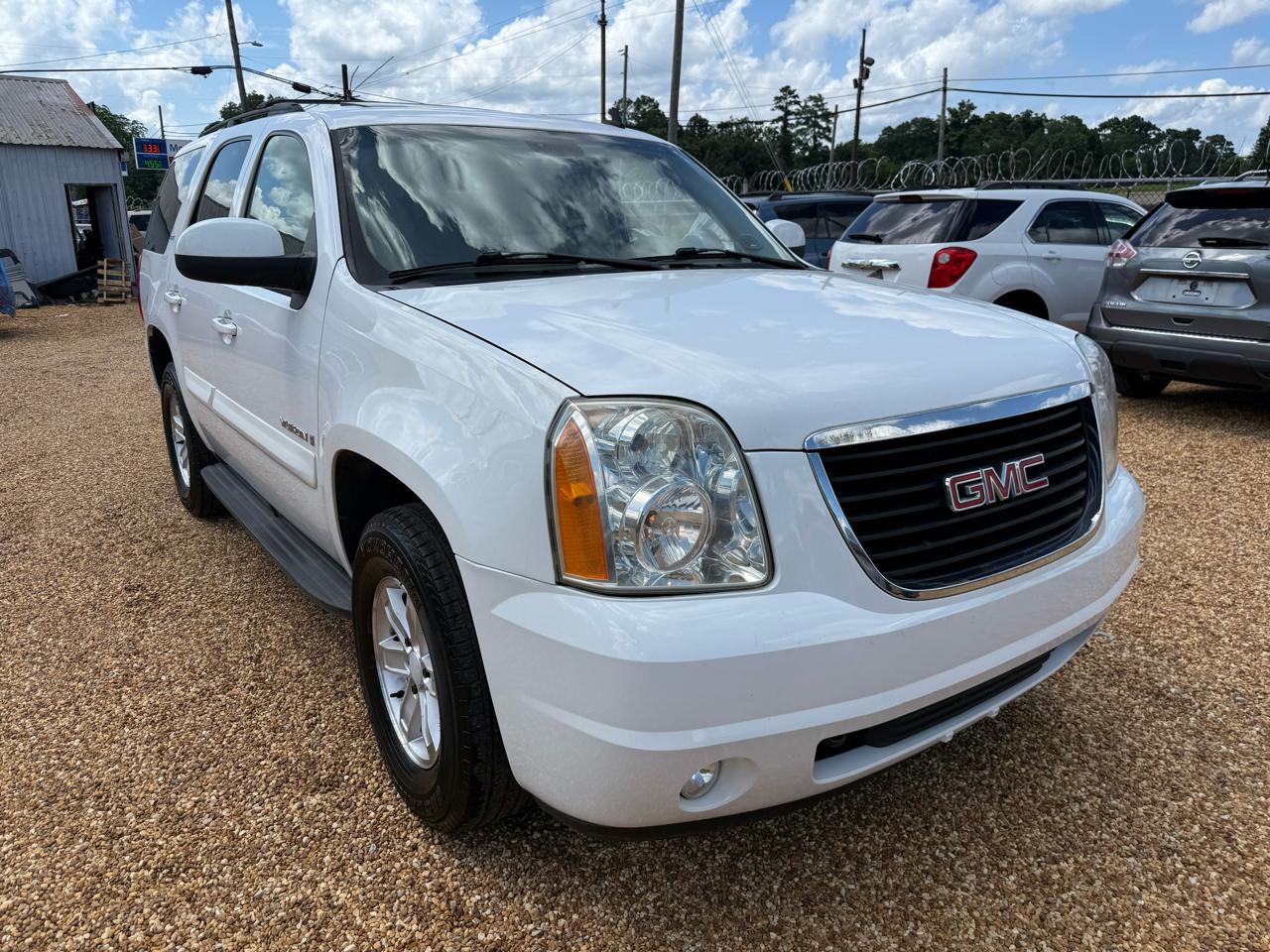 GMC Yukon SLE-1 2WD 2007