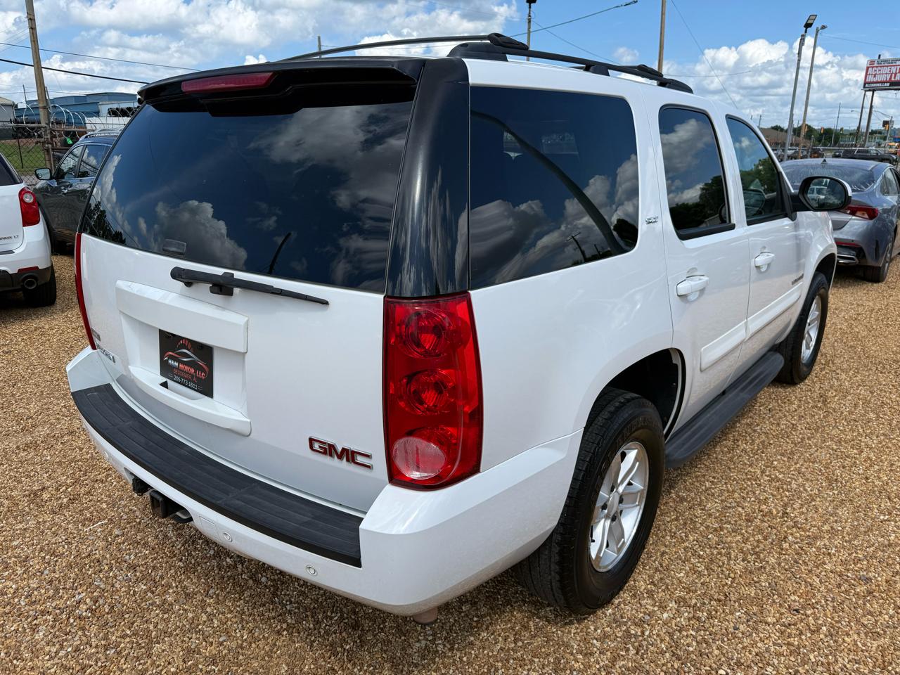 GMC Yukon SLE-1 2WD 2007