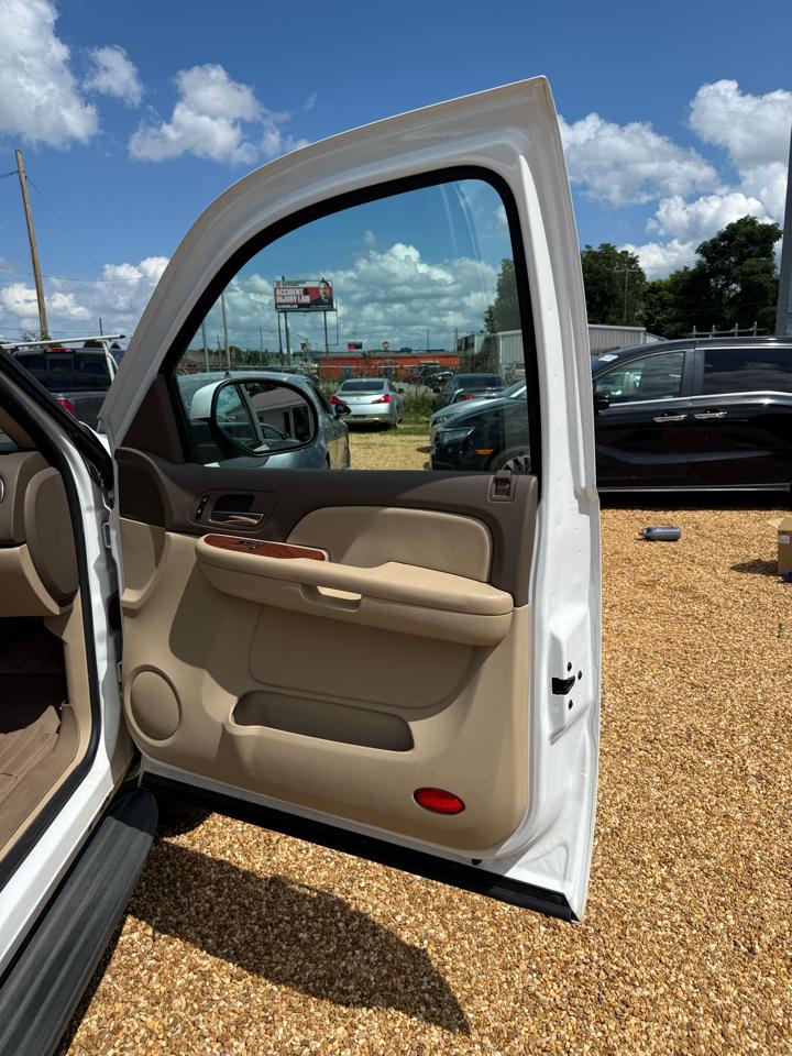 GMC Yukon SLE-1 2WD 2007