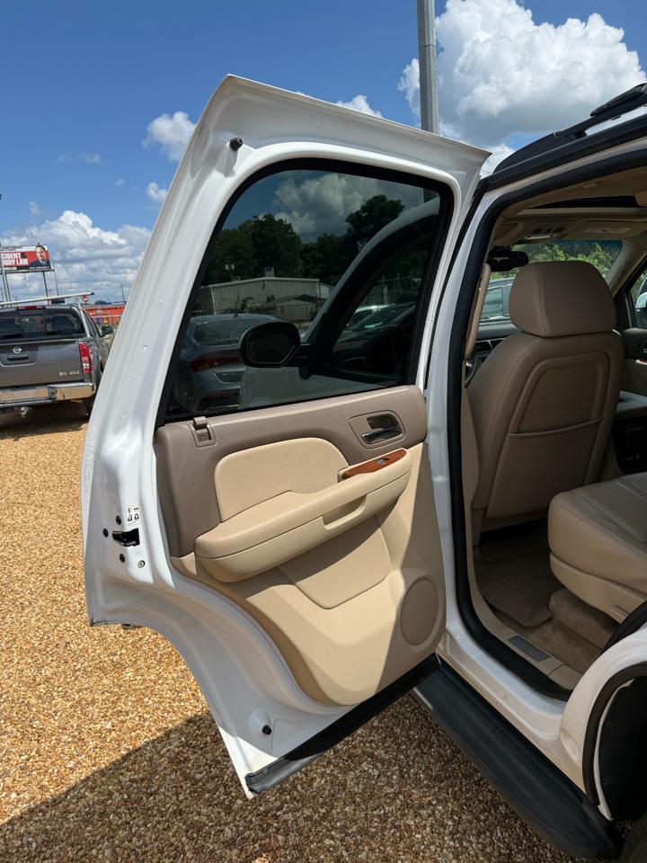 GMC Yukon SLE-1 2WD 2007