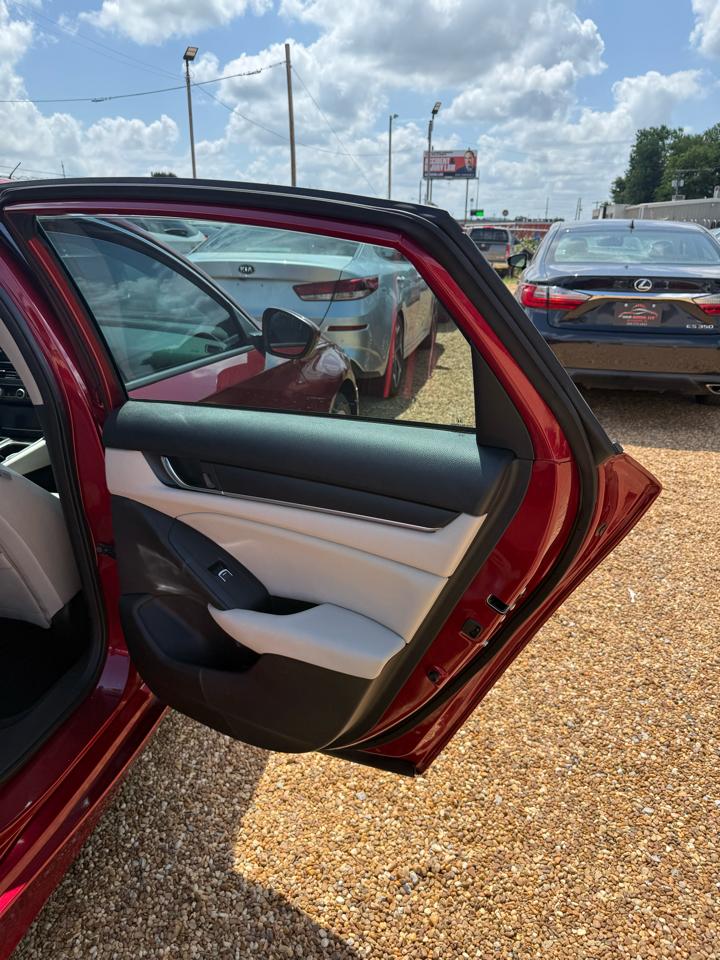 Honda Accord LX CVT 2018