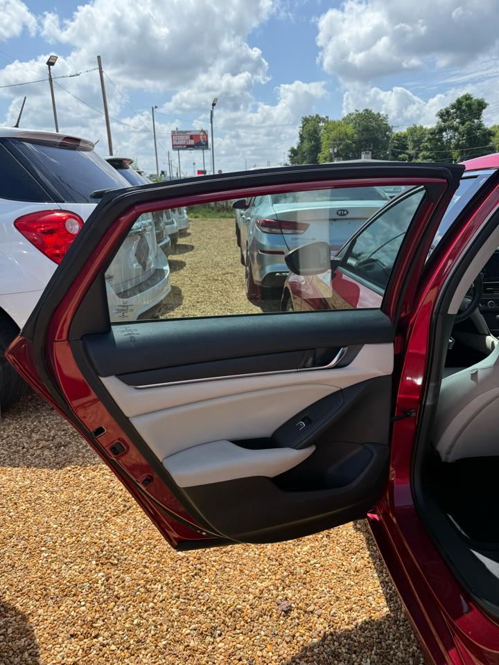 Honda Accord LX CVT 2018