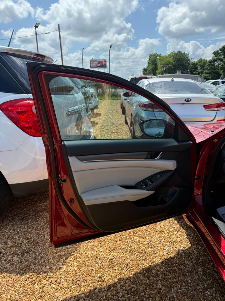 Honda Accord LX CVT 2018