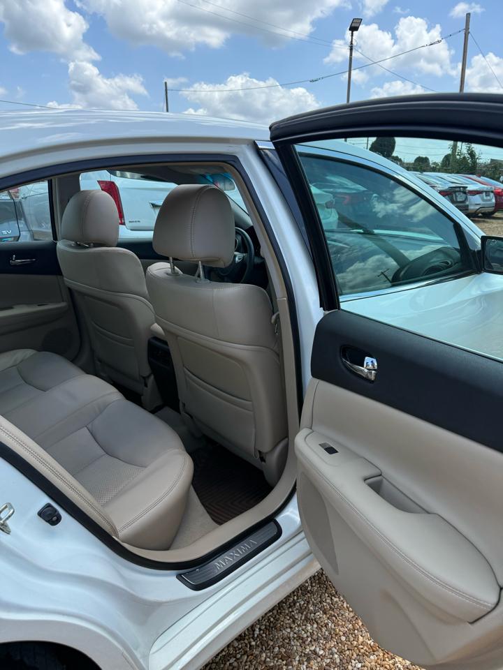 Nissan Maxima SV 2014