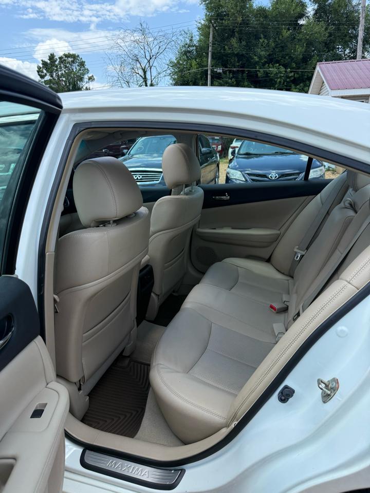 Nissan Maxima SV 2014