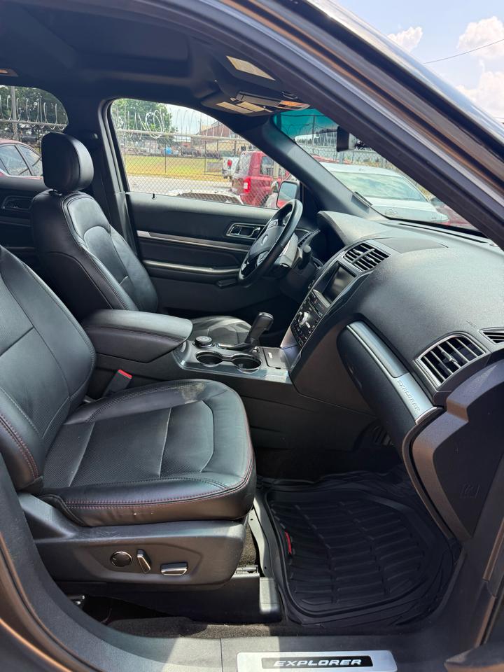 Ford Explorer Sport 4WD 2016