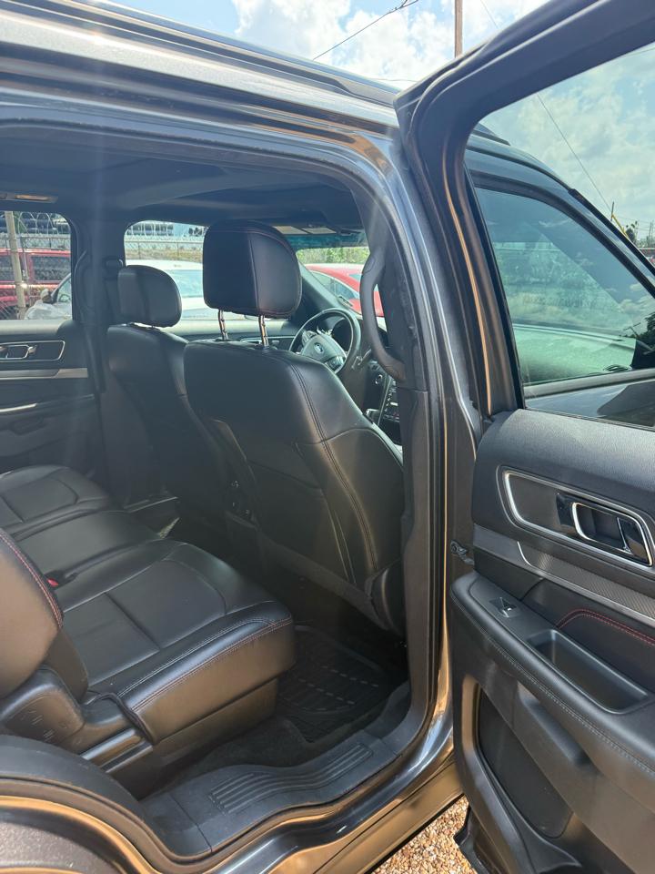 Ford Explorer Sport 4WD 2016