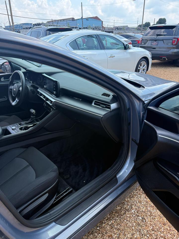 Kia K5 LXS 2021
