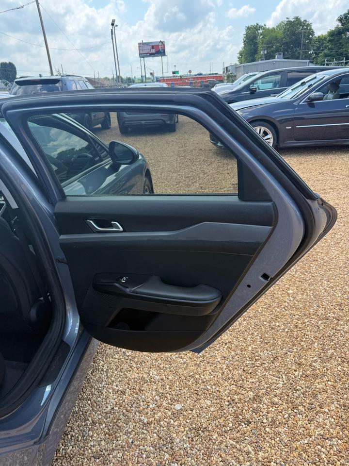 Kia K5 LXS 2021