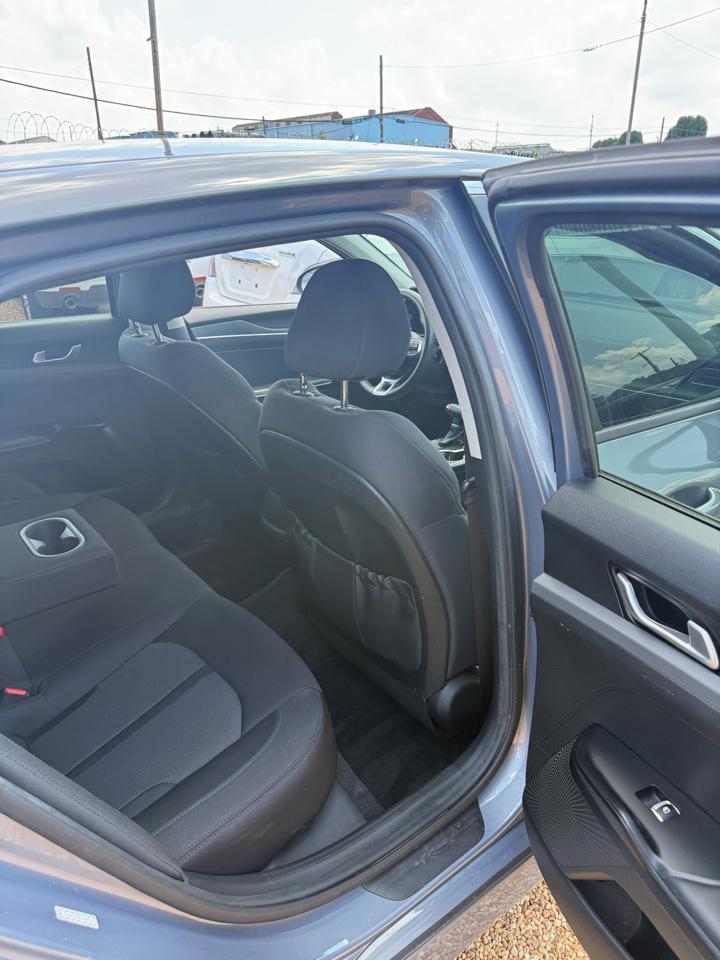 Kia K5 LXS 2021