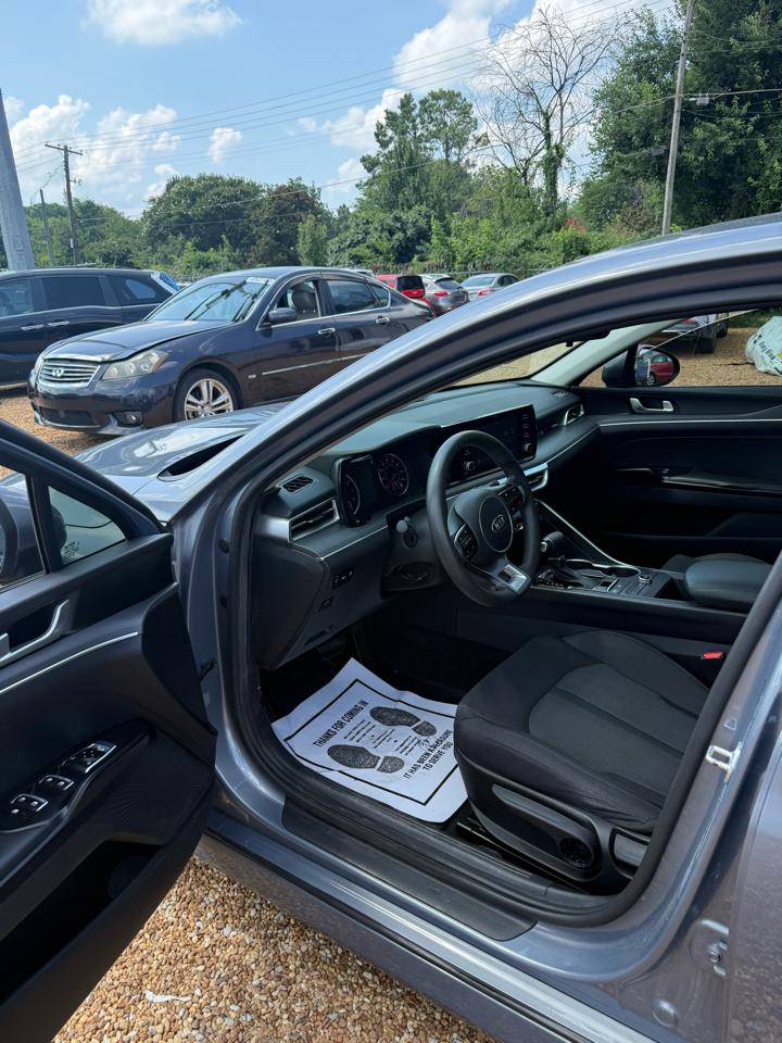 Kia K5 LXS 2021