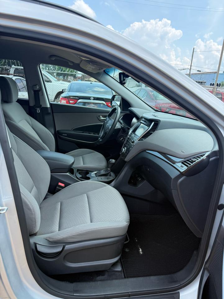 Hyundai Santa Fe XL SE 2019