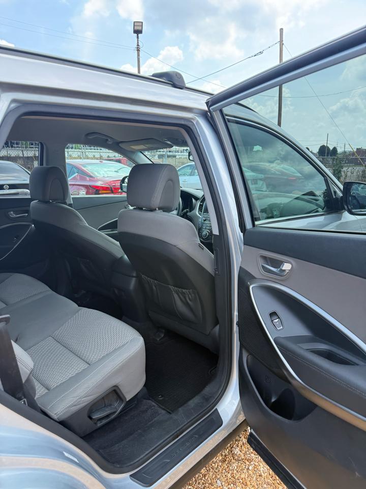 Hyundai Santa Fe XL SE 2019