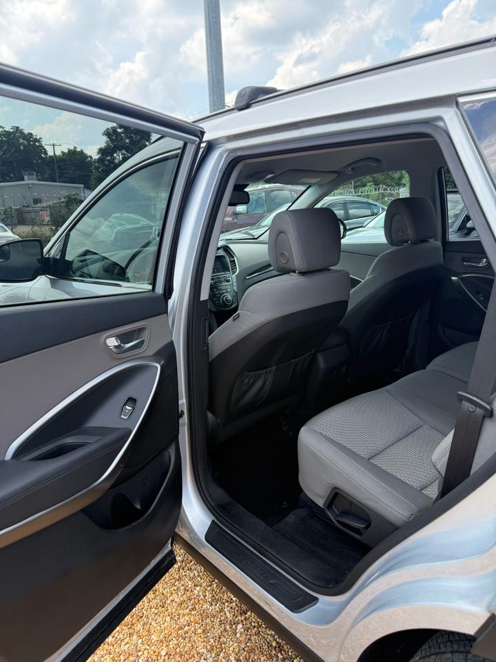 Hyundai Santa Fe XL SE 2019