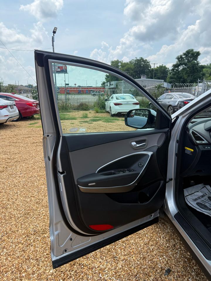 Hyundai Santa Fe XL SE 2019