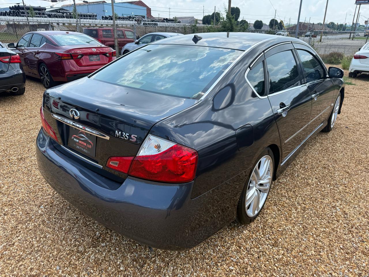 Infiniti M 35 Sedan 2008