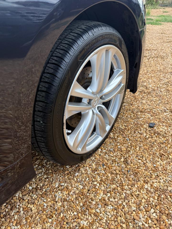 Infiniti M 35 Sedan 2008