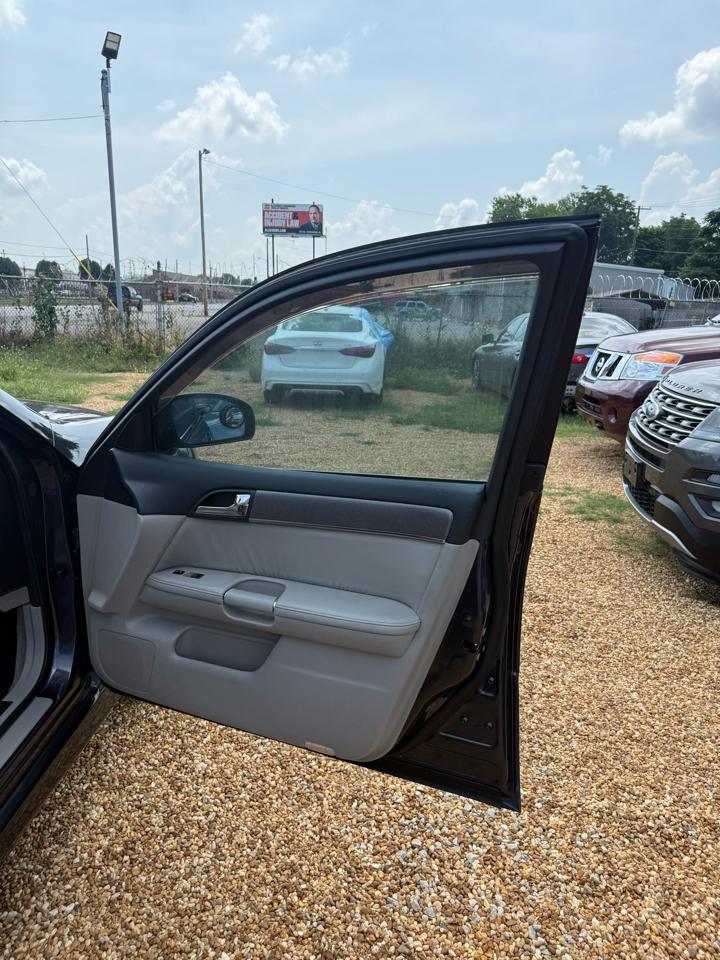 Infiniti M 35 Sedan 2008