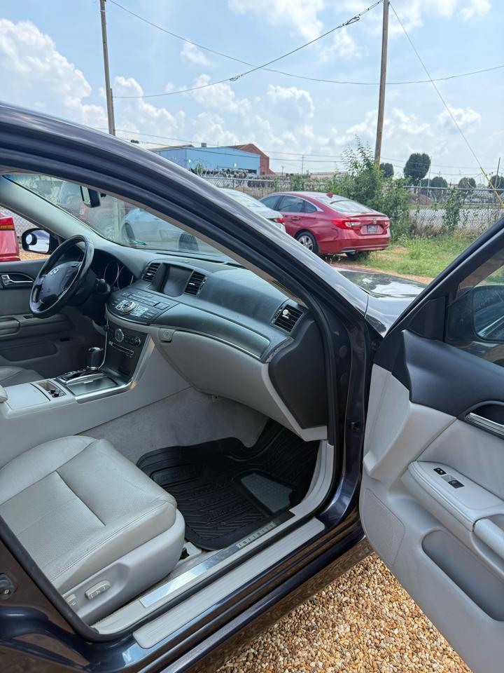 Infiniti M 35 Sedan 2008