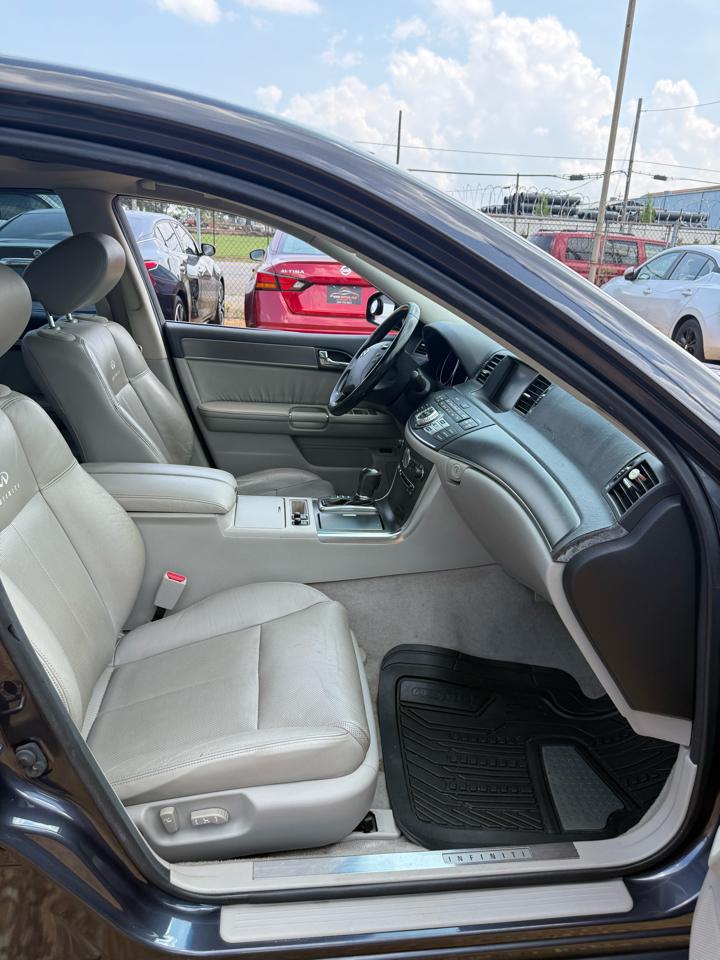 Infiniti M 35 Sedan 2008