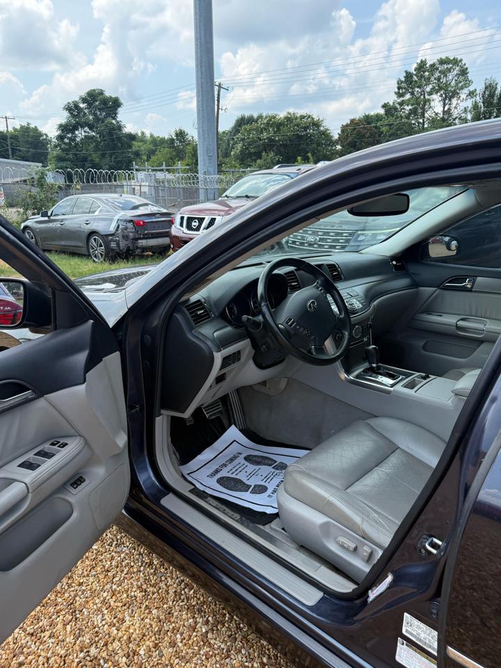 Infiniti M 35 Sedan 2008